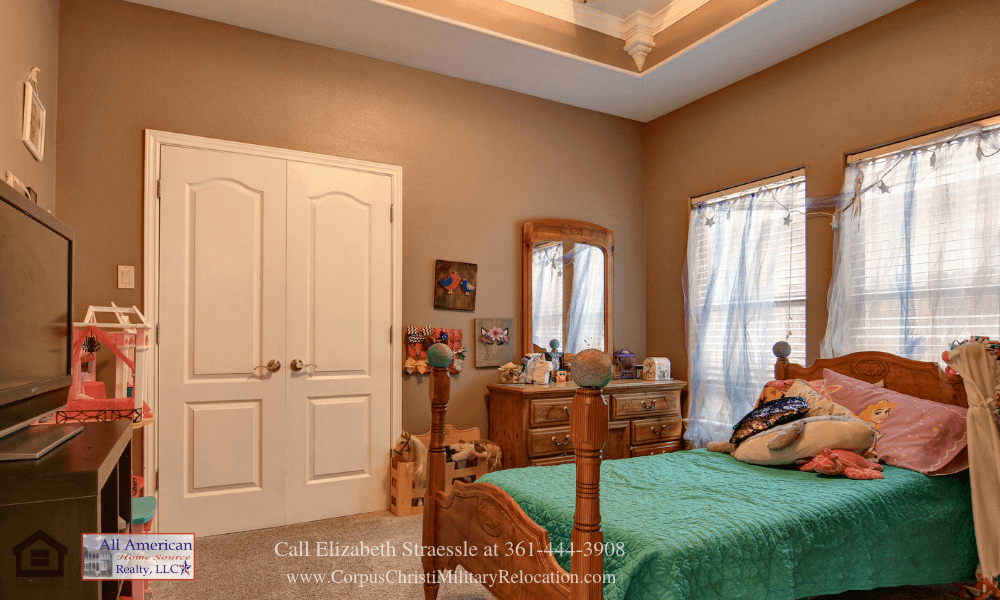 Corpus Christi TX Real Estate Properties for Sale - Cozy and inviting bedrooms await you in this Corpus Christi home for sale. 