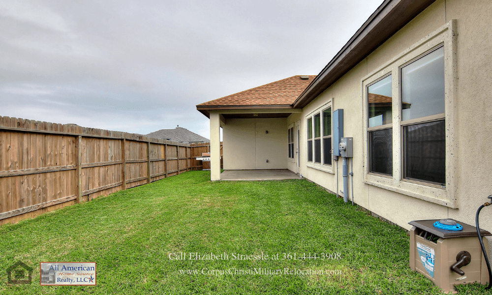 orpus Christi TX Real Estate Properties for Sale - The fenced backyard of this Corpus Christi home offers privacy and security. 