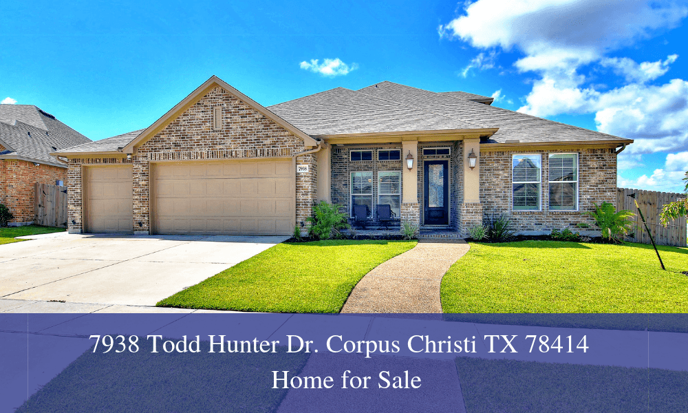 ​Homes for Sale in Corpus Christi TX - Enjoy convenient location, space, and style in this fantastic home for sale in Corpus Christi TX.